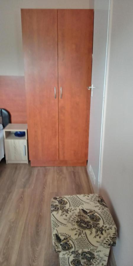 Liza Apartman Gyula Εξωτερικό φωτογραφία